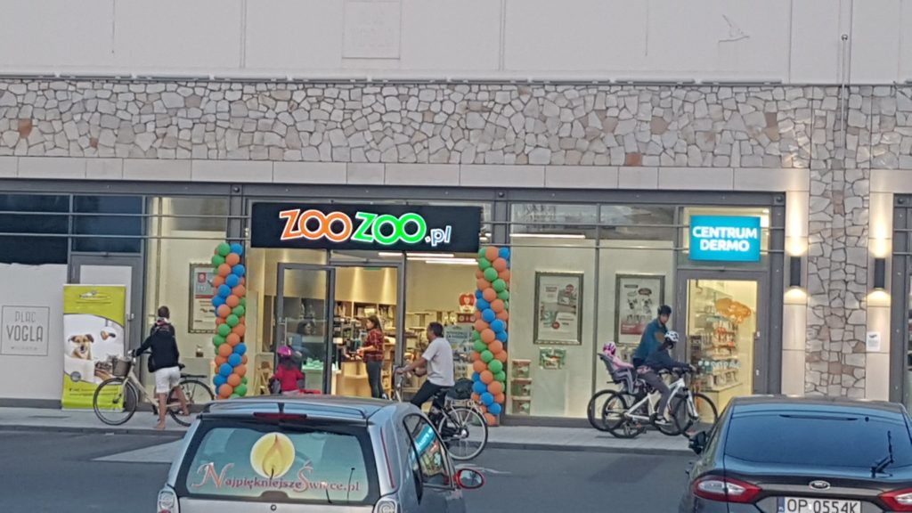 widok sklepu zoologicznego zoozoo.pl w Wilanowie